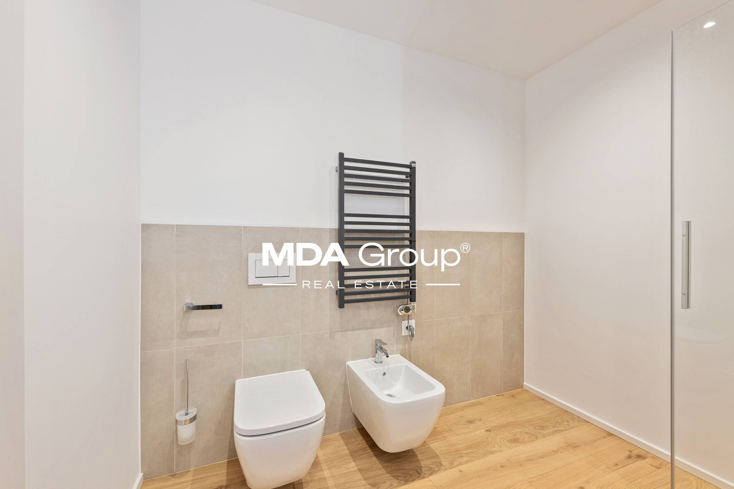 97 M2 LOFT STYLE - LAKE VIEW