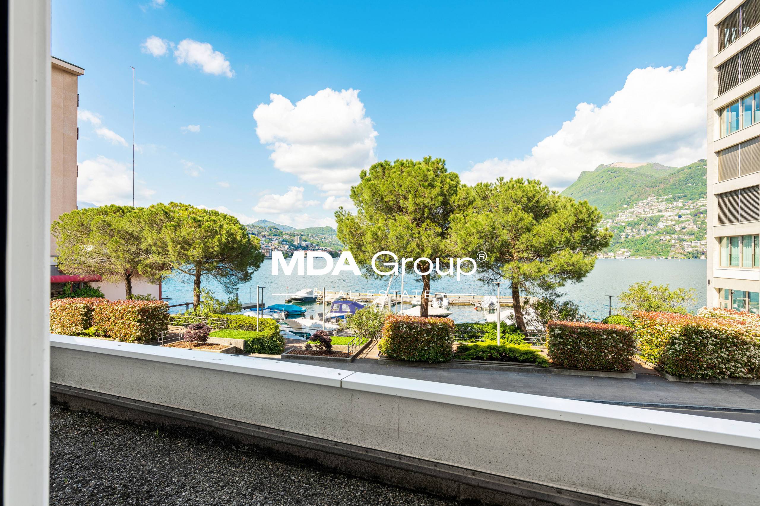 97 M2 LOFT STYLE - LAKE VIEW