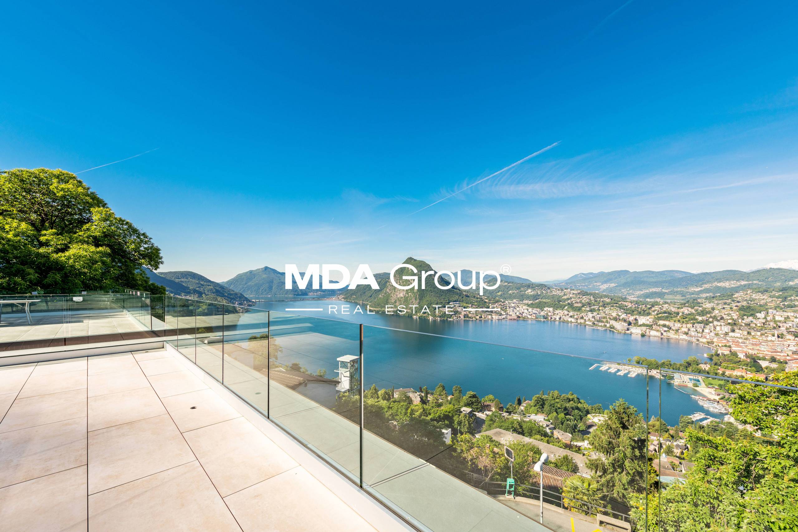 VILLA CON VISTA LAGO VERA!