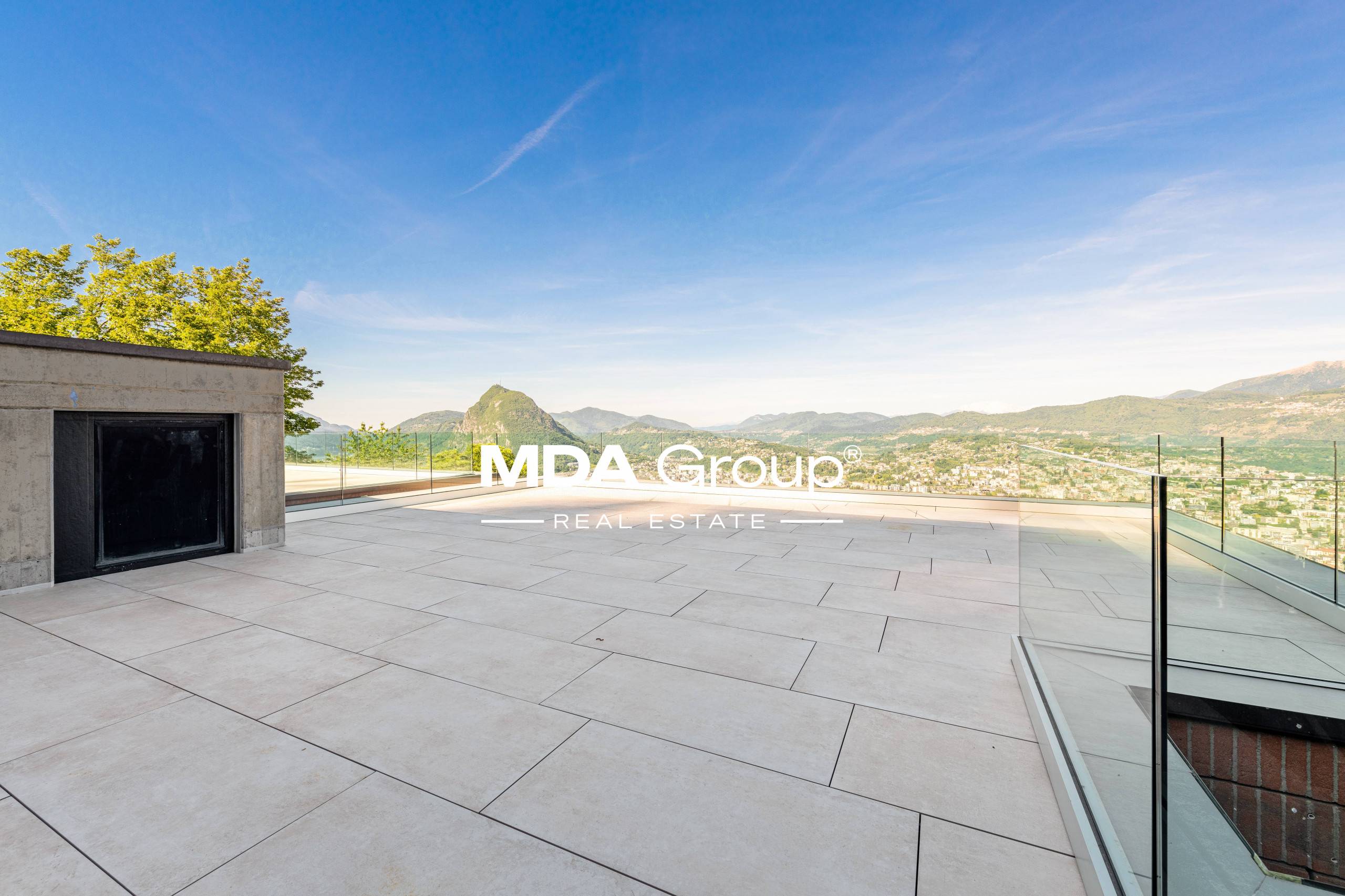 VILLA CON VISTA LAGO VERA!