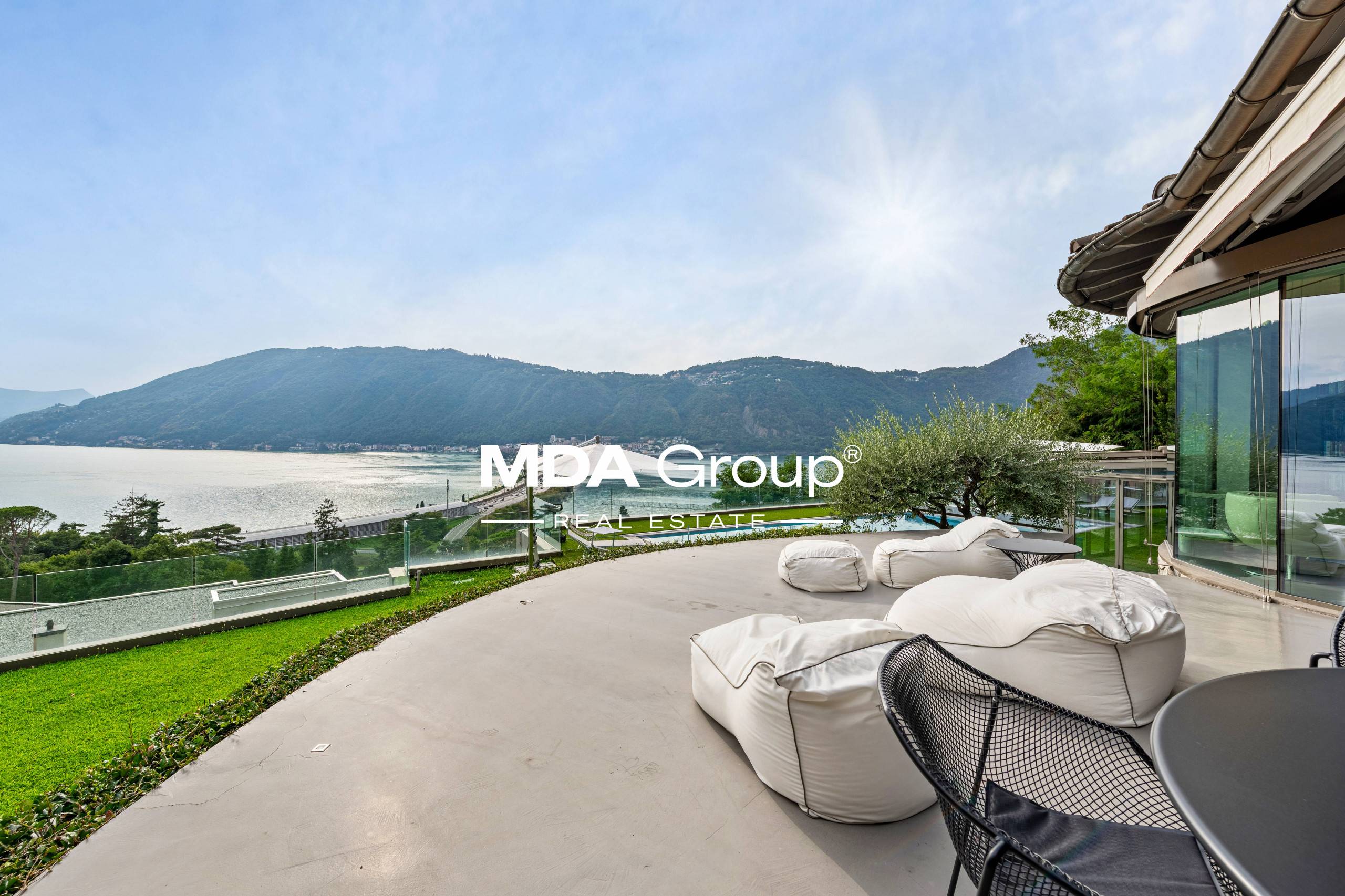 VILLA WITH POOL AND PRIVATE SPA