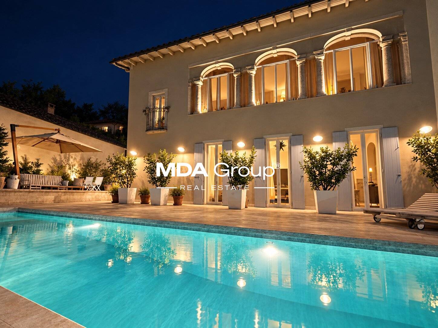 VILLA D'ISPIRAZIONE PROVENZALE