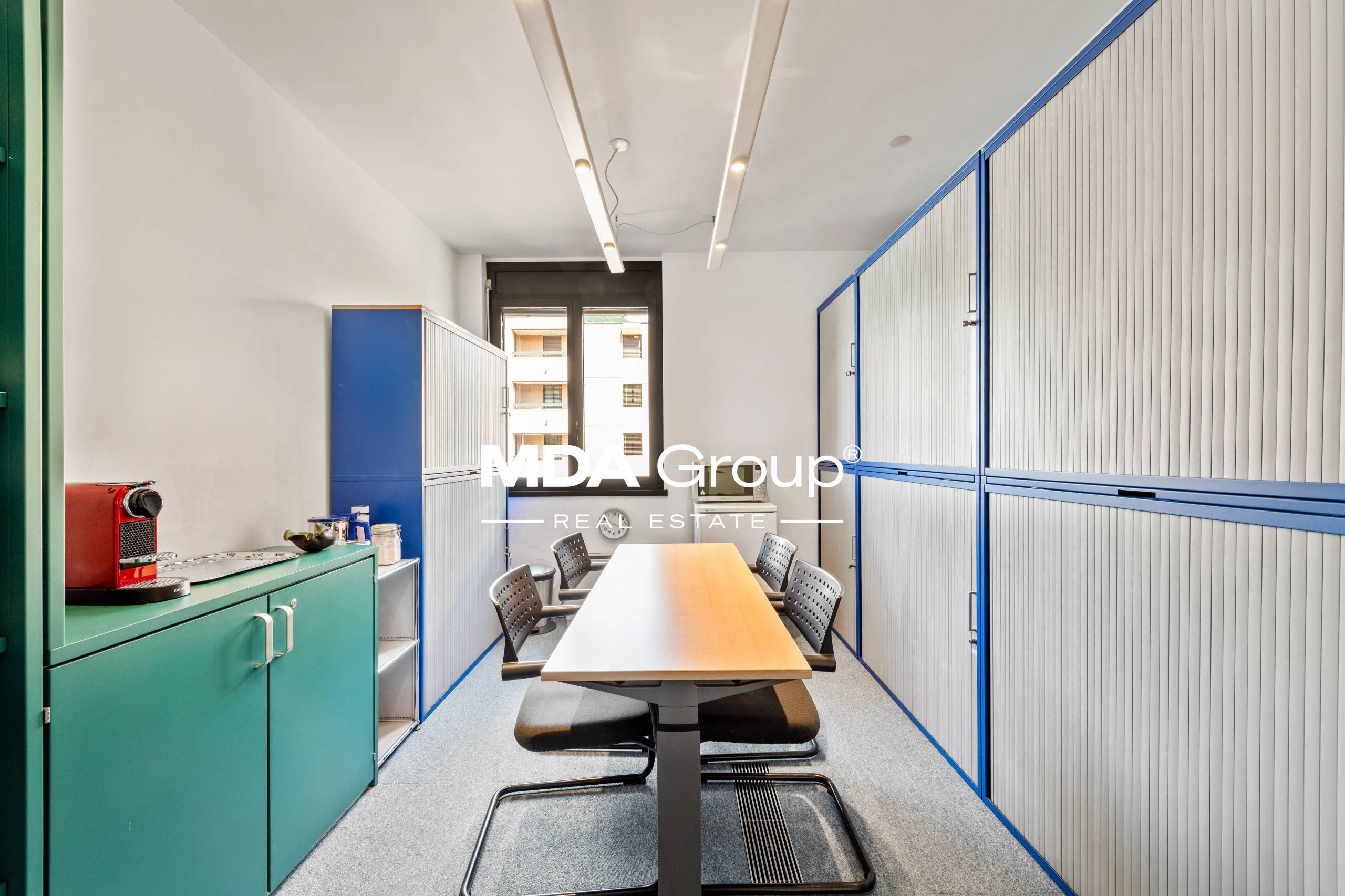 BRIGHT OFFICE 110m2 - EOC/USI AREA