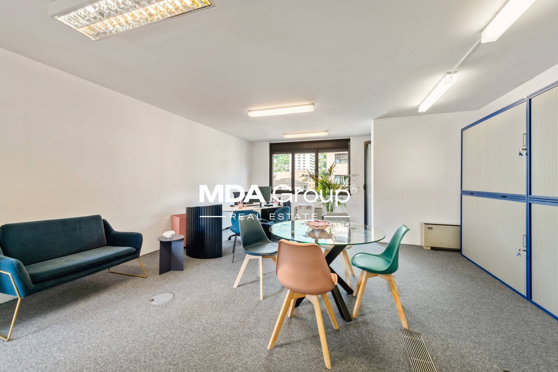 BRIGHT OFFICE 110m2 - EOC/USI AREA
