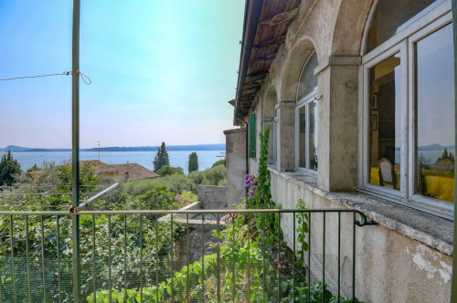 Rustico in vendita a Gardone Riviera