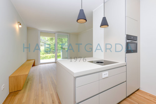 Appartamento con terrazza in vendita a Gardone Riviera