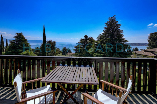 Attico in vendita a Gardone Riviera