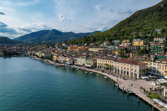 Secret Listing in vendita a Salò