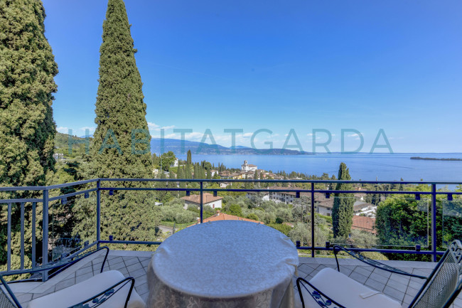 Dachboden zum kauf in Gardone Riviera