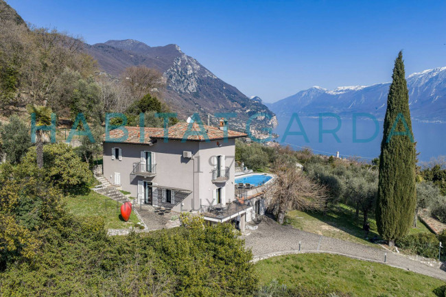 Villa Singola in vendita a Toscolano-Maderno