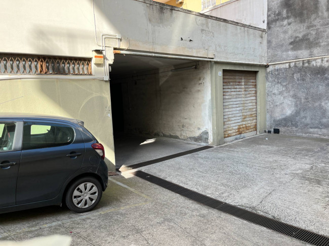 Store for sale in Catania (CT)
