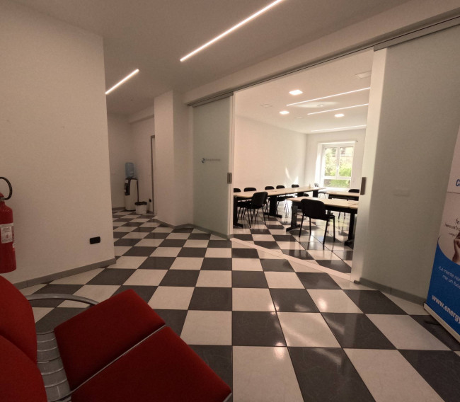 Study/Office for sale in Catania (CT)