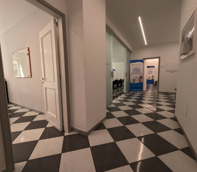 Study/Office for sale in Catania (CT)