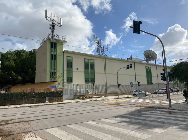 Industriali a reddito in vendita a Palermo (PA)