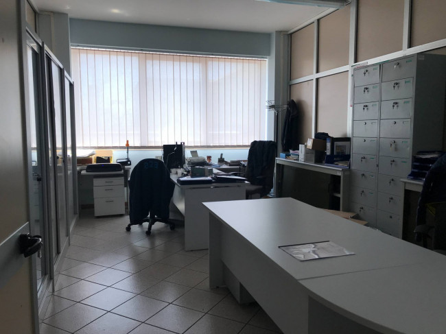 Studio/Ufficio in vendita a Catanzaro (CZ)