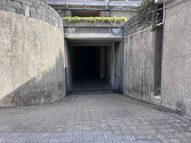 Store for sale in Catania (CT)