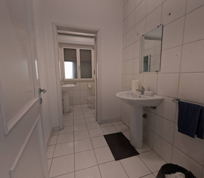 Study/Office for rent in Catania (CT)