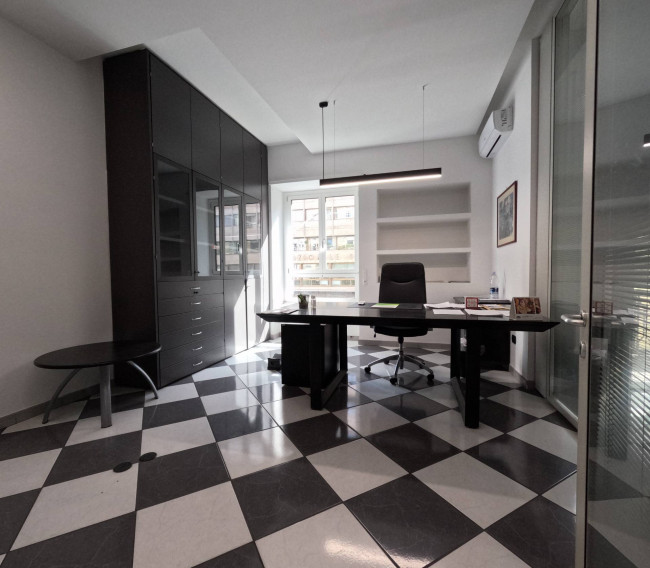 Study/Office for rent in Catania (CT)