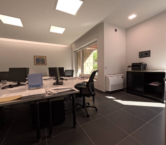 Study/Office for rent in Catania (CT)