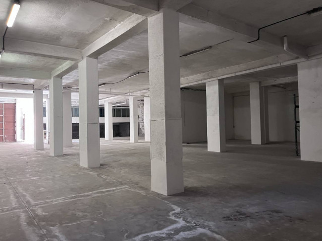 Deposito in vendita a Catania (CT)