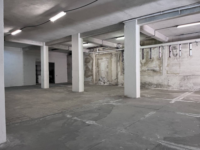 Deposito in vendita a Catania (CT)