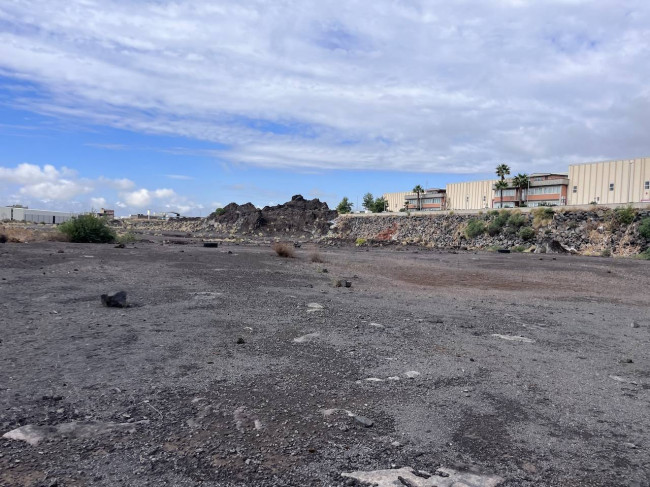 Land for sale in Belpasso (CT)