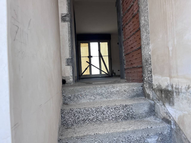 Intero stabile residenziale in vendita a Santa Teresa di Riva (ME)