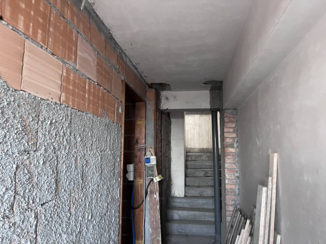 Intero stabile residenziale in vendita a Santa Teresa di Riva (ME)