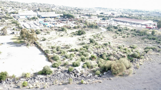 Land for sale in Belpasso (CT)