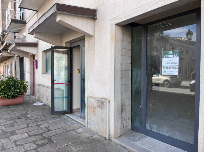 Commercial Property for sale in Montalbano Elicona (ME)