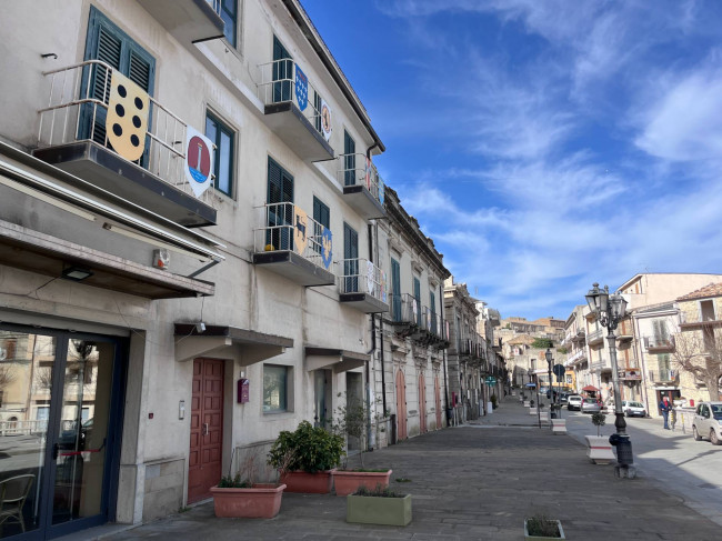 Commercial Property for sale in Montalbano Elicona (ME)