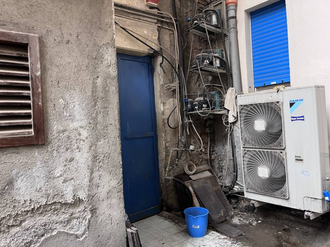 Study/Office for sale in Reggio di Calabria (RC)