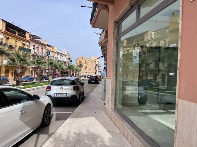 Locale commerciale in vendita a Pollina (PA)