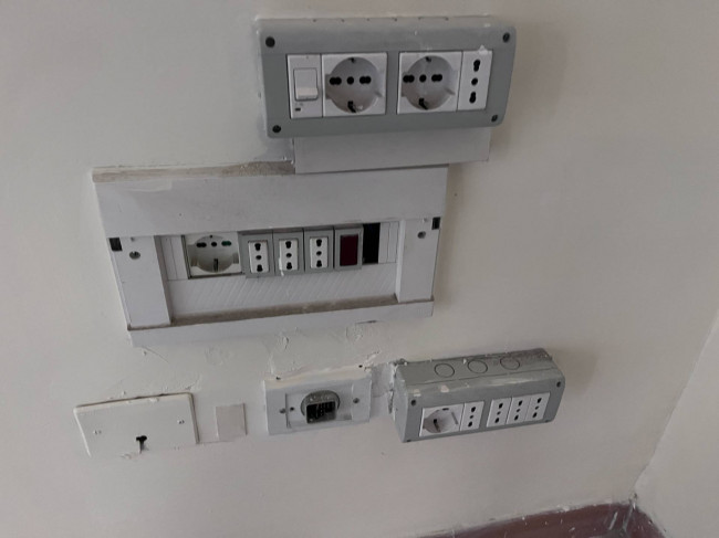 Whole building for sale in San Mauro Castelverde (PA)