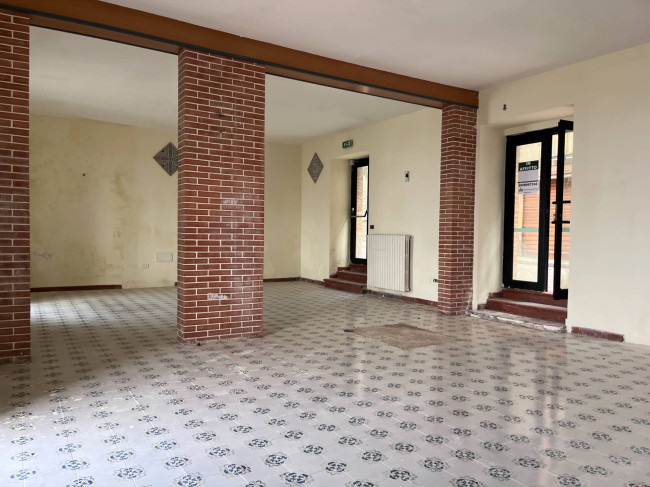 Whole building for sale in San Mauro Castelverde (PA)