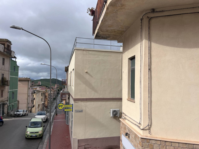 Commercial Property for sale in Montemaggiore Belsito (PA)