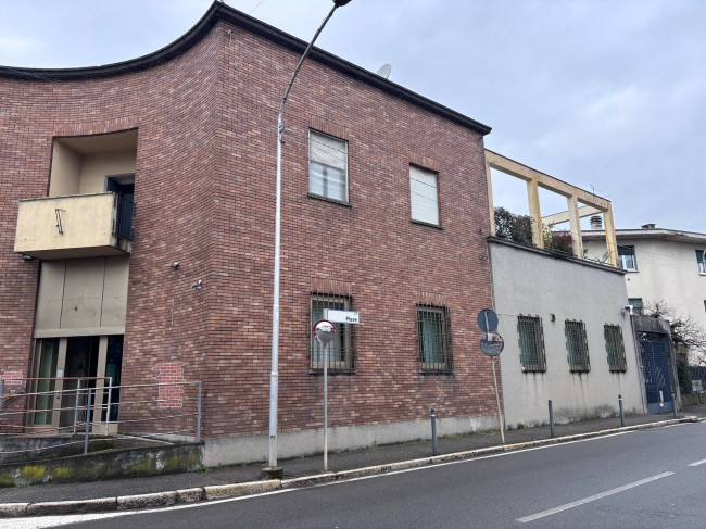 Commercial Property for sale in Rovellasca (CO)