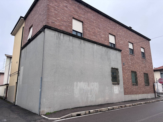 Commercial Property for sale in Rovellasca (CO)