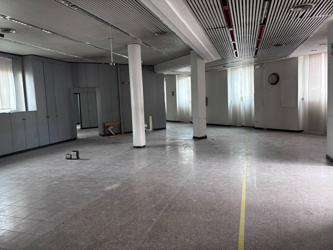 Commercial Property for sale in Rovellasca (CO)