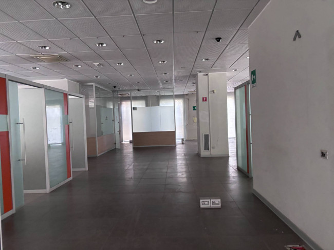 Commercial Property for sale in Cermenate (CO)