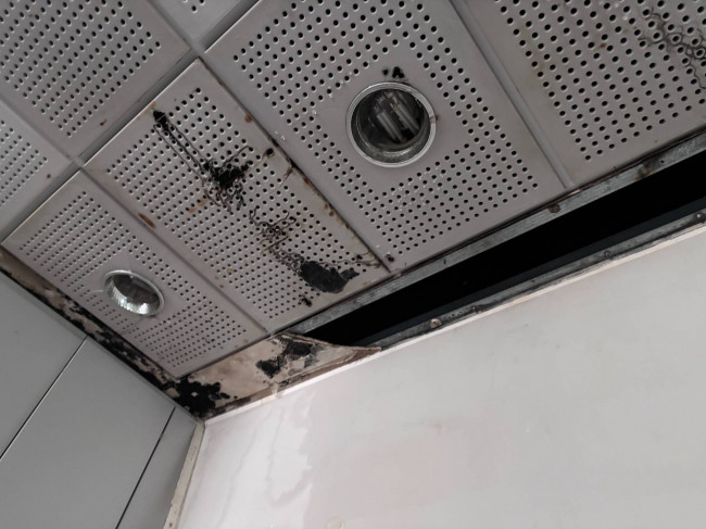 Commercial Property for sale in Cermenate (CO)