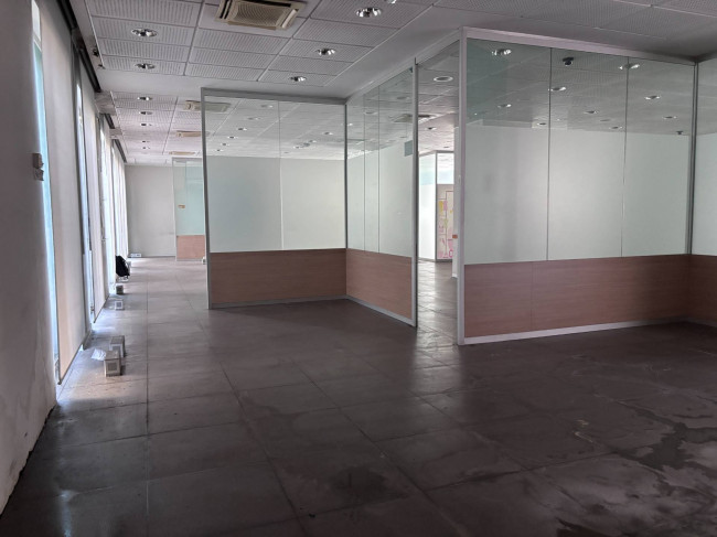 Commercial Property for sale in Cermenate (CO)