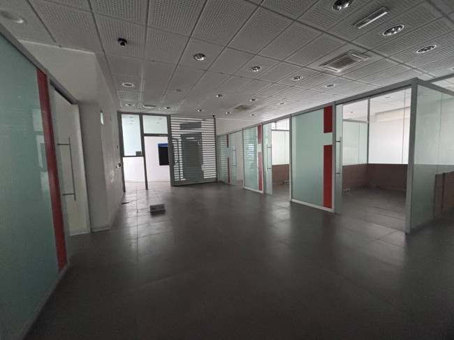 Commercial Property for sale in Cermenate (CO)