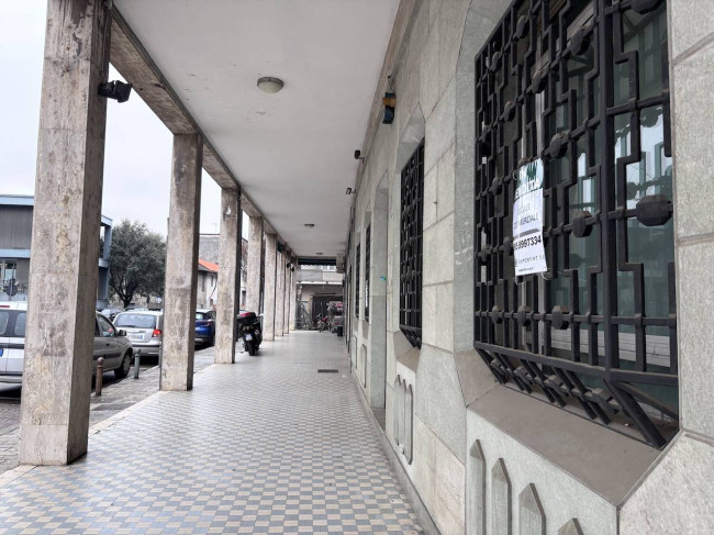 Commercial Property for sale in Cabiate (CO)