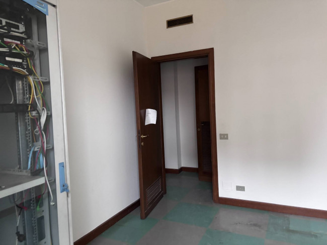 Commercial Property for sale in Cabiate (CO)