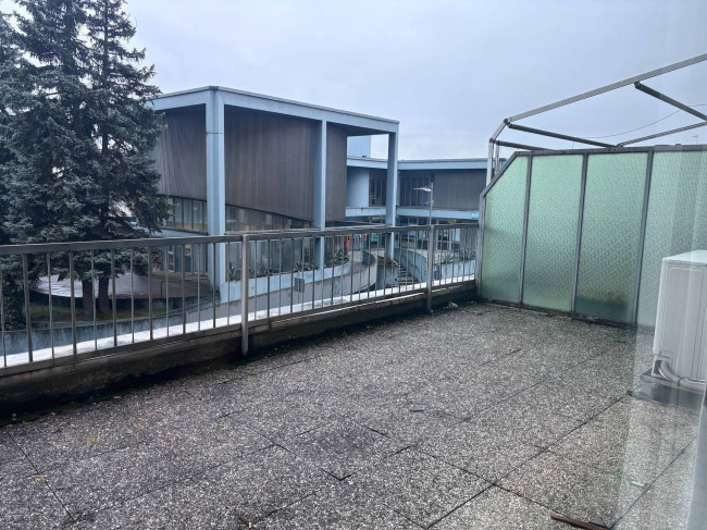 Commercial Property for sale in Cabiate (CO)