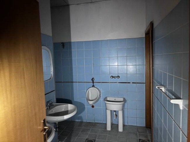 Deposito in vendita a Catania (CT)