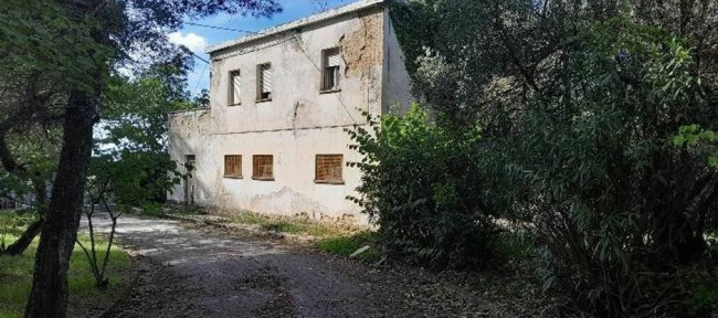 Land for sale in Caltanissetta (CL)