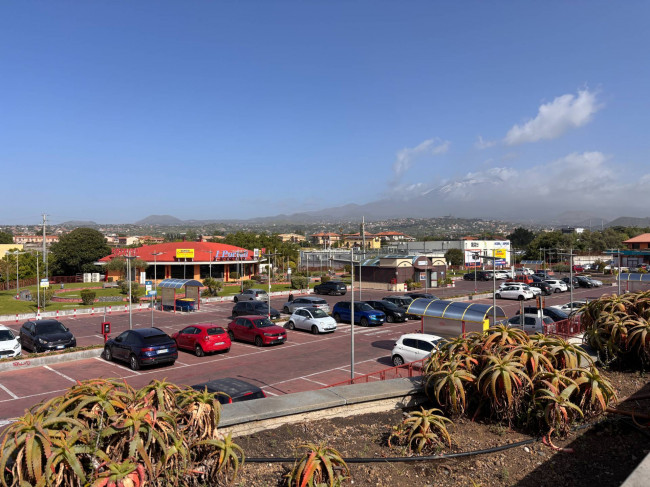 Studio/Ufficio in vendita a San Giovanni la Punta (CT)