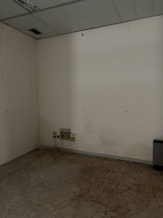 Locale commerciale in vendita a Montagnana (PD)